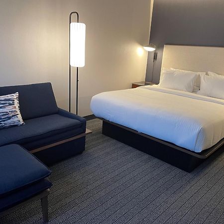 Courtyard Montreal Midtown酒店 外观 照片