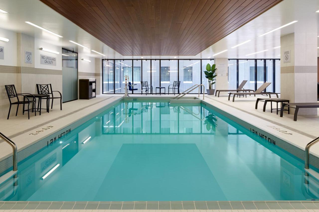Courtyard Montreal Midtown酒店 外观 照片