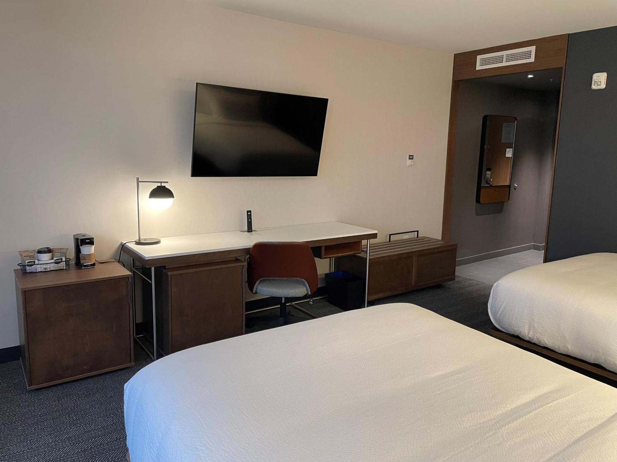 Courtyard Montreal Midtown酒店 外观 照片